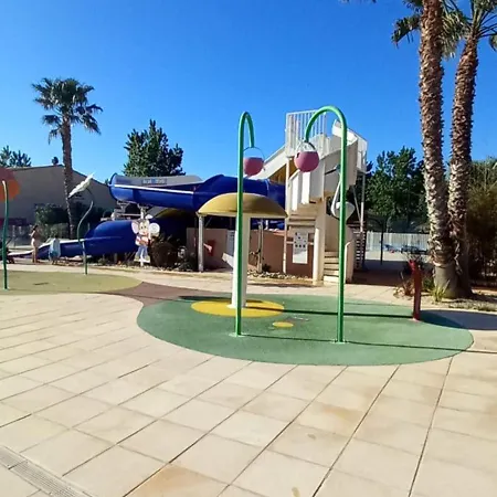 Campsite Siblu Les Sables Du Midi A Valras-Plage